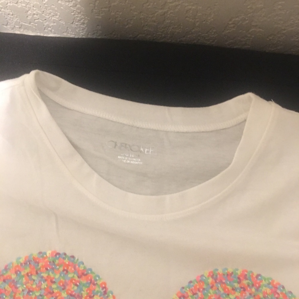 T shirt brand new white with heart in center